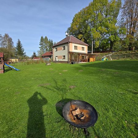 Ferienwohnung Farma U Lesa Hlinsko Exterior foto